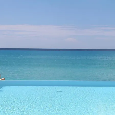 Hotel Lourdas Beach